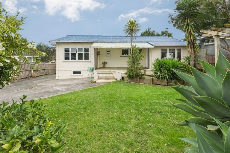 Photo of property in 1/31 Howe Street, Howick, Auckland, 2014