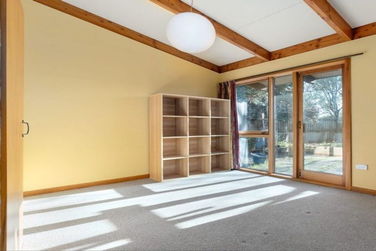 Photo of property in 13 Haslett Place, Upper Riccarton, Christchurch, 8041