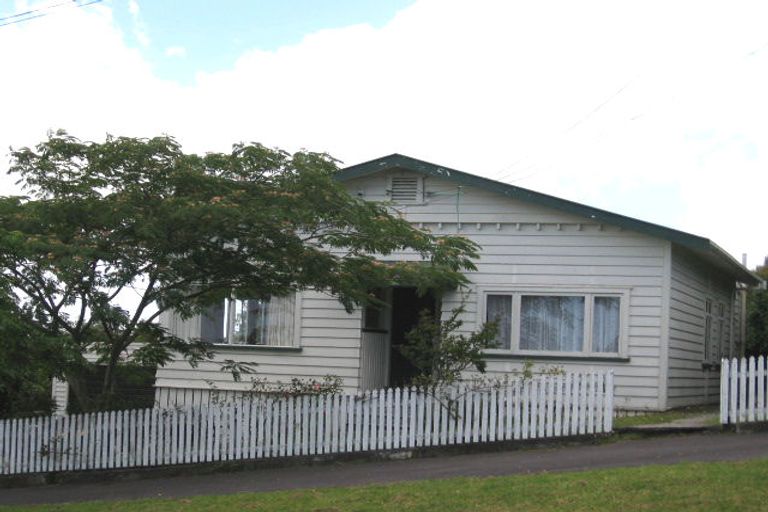 Photo of property in 7 Chalmers Street, Avondale, Auckland, 0600
