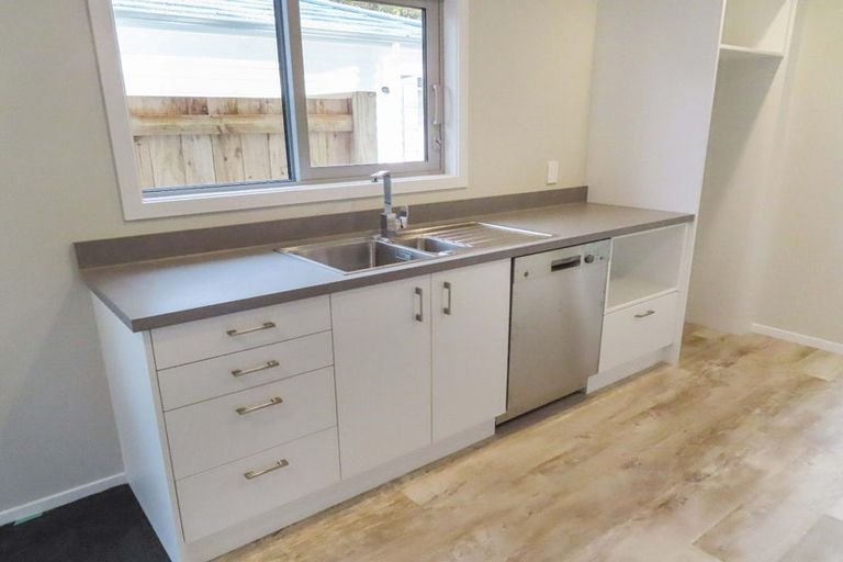 Photo of property in 1b Whiteman Grove, Taita, Lower Hutt, 5011