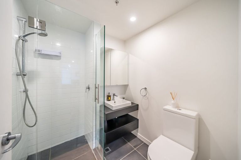 Photo of property in Pinnacle Apartments, E605/160 Victoria Street, Te Aro, Wellington, 6011