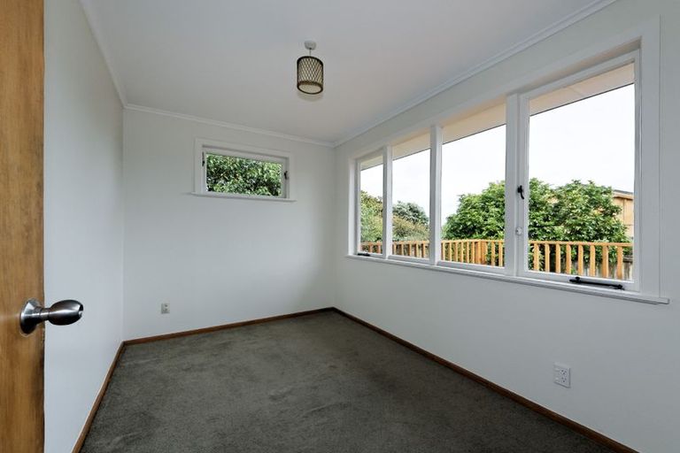 Photo of property in 8 Geordie Street, Henderson, Auckland, 0612