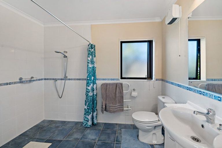 Photo of property in 31 Lough Bourne Drive, Pukekohe, 2120