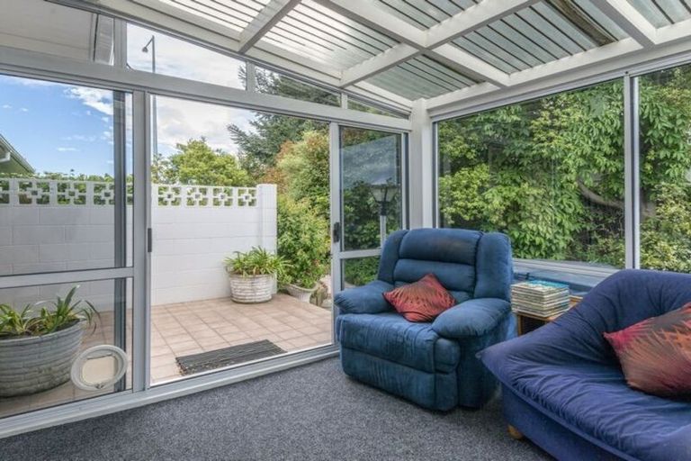 Photo of property in 28 Rosella Street, Broomfield, Christchurch, 8042