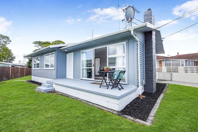 Photo of property in 28 Northolt Road, Fairview Downs, Hamilton, 3214