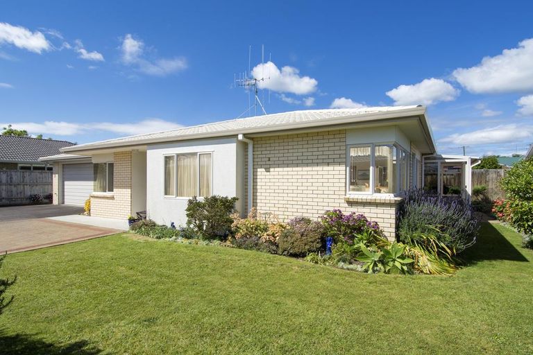 Photo of property in 56b Pemberton Crescent, Greerton, Tauranga, 3112
