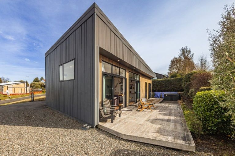 Photo of property in 10 Kowhai Heights, Ohakune, 4625