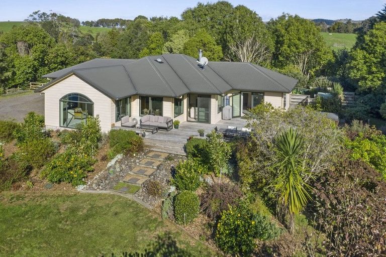 Photo of property in 34 Pond Road, Raglan, 3295
