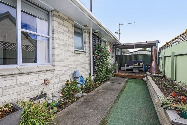 Photo of property in 2/707 Roberts Street, Hastings, 4122