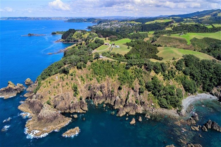 Photo of property in 100 Omaha Block Access Road, Leigh, 0985