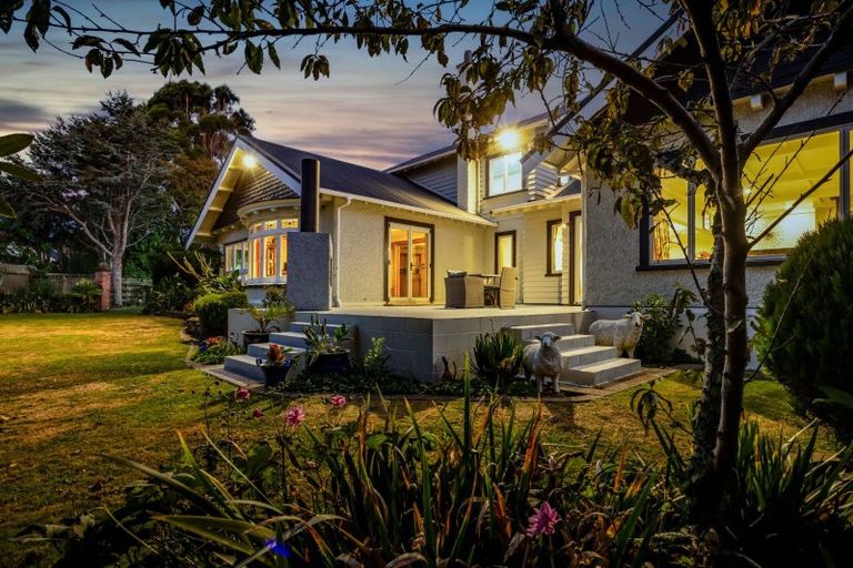 Photo of property in 49 Waihi Road, Hawera, 4610