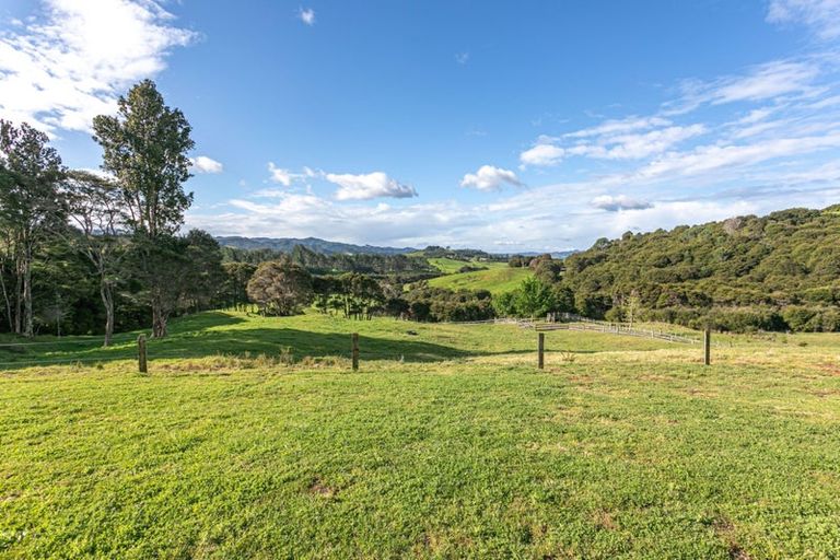 Photo of property in 121 Fagan Lane, Kaimarama, Whitianga, 3591