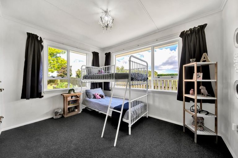 Photo of property in 323 Hunter Road, Eltham, Hawera, 4673