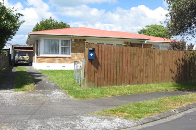 Photo of property in 8 Braeburn Place, Takanini, 2112