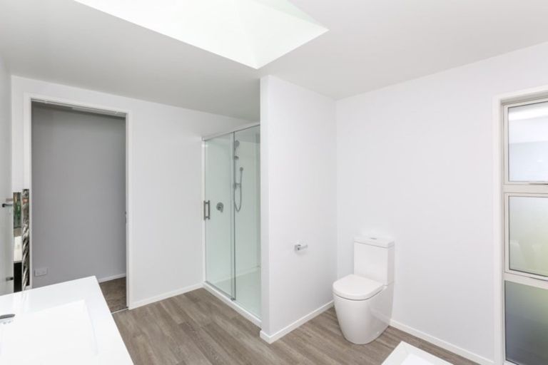 Photo of property in 3a Normanby Street, Fitzroy, New Plymouth, 4312