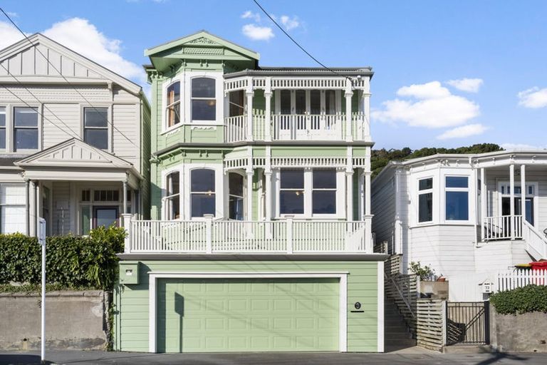Photo of property in 71 Austin Street, Mount Victoria, Wellington, 6011