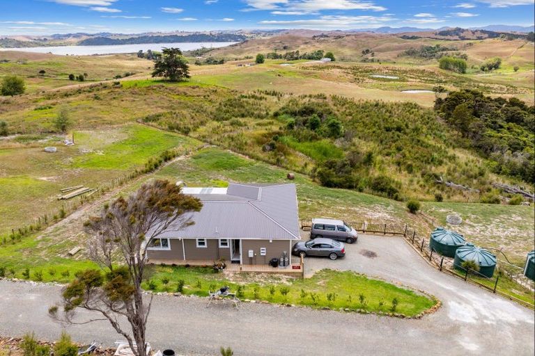 Photo of property in 65b Otara Road, Kaiwaka, 0573