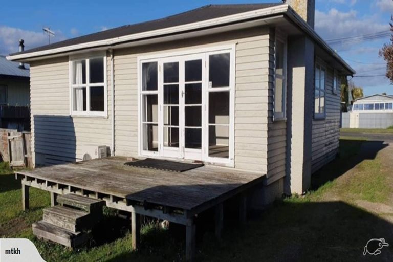 Photo of property in 16 Durham Road, Springvale, Whanganui, 4501