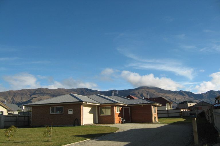Photo of property in 6 Perrow Street, Wanaka, 9305