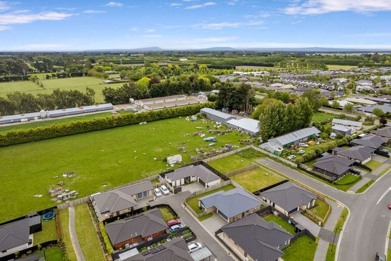 Photo of property in 16 Mary Carpenter Avenue, Yaldhurst, Christchurch, 8042