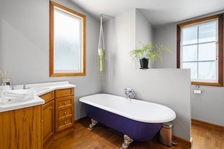 Photo of property in 14 Grosvenor Street, Cambridge, 3434