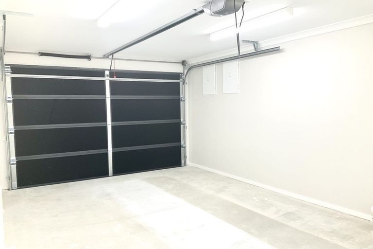 Photo of property in 92a Horoeka Street, Stokes Valley, Lower Hutt, 5019