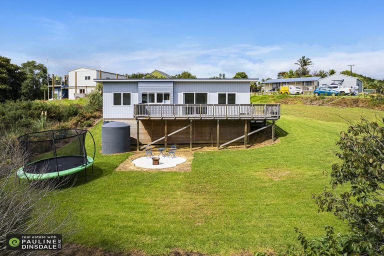 Photo of property in 86 Alcoba Street, Te Kamo, Whangarei, 0112