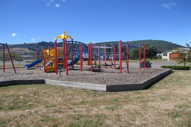 Photo of property in 11 Bodes Lane, Kinloch, Taupo, 3377