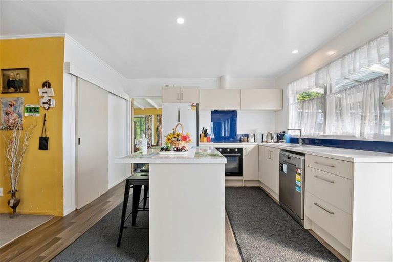 Photo of property in 25 Gordon Road, Western Heights, Rotorua, 3015