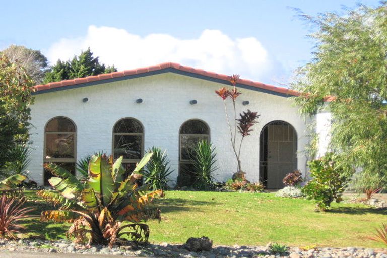 Photo of property in 58 Fairway Drive, Te Kamo, Whangarei, 0112