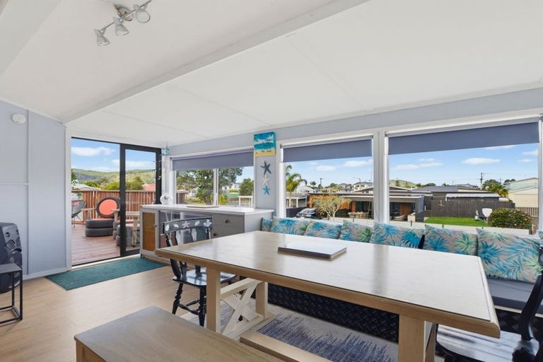 Photo of property in 201 Chartwell Avenue, Whangamata, 3620