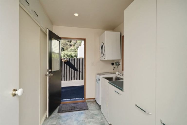 Photo of property in 114 Mccormacks Bay Road, Mount Pleasant, Christchurch, 8081