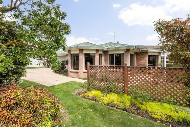 Photo of property in 13 Arcadia Lane, Havelock North, 4130