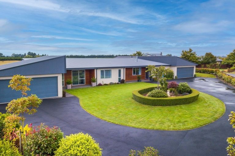Photo of property in 181b Halkett Road, West Melton, Christchurch, 7676