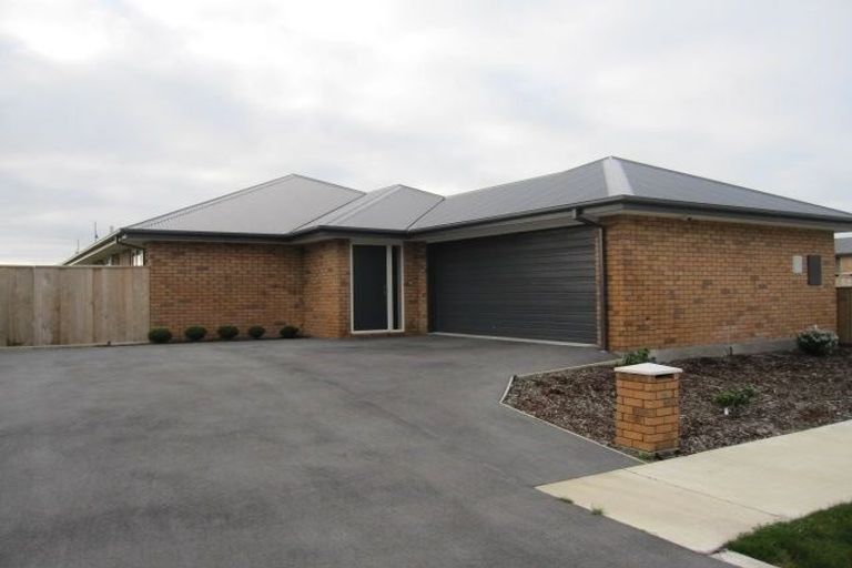 Photo of property in 8 Manuka Street, Pegasus, 7612