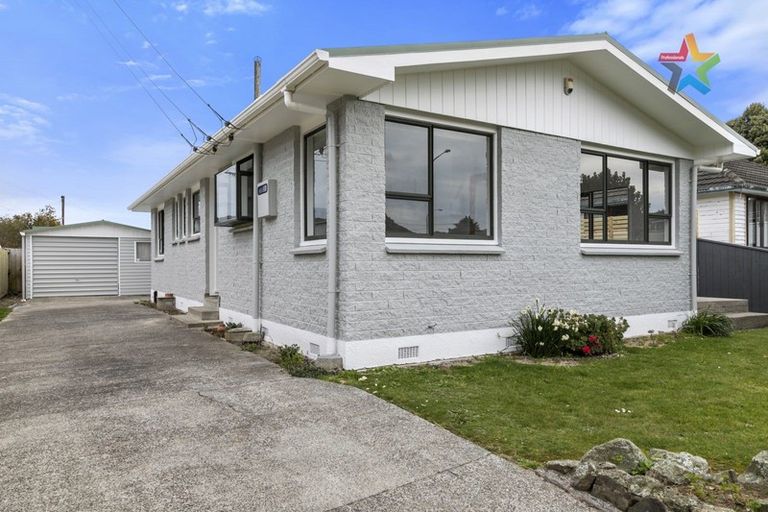 Photo of property in 59 Chapman Crescent, Naenae, Lower Hutt, 5011