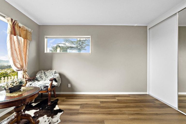 Photo of property in 89 Ashton Fitchett Drive, Brooklyn, Wellington, 6021