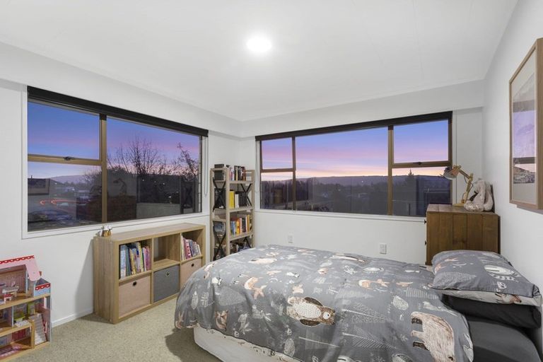 Photo of property in 33 Gebbie Street, Kinmont Park, Mosgiel, 9024