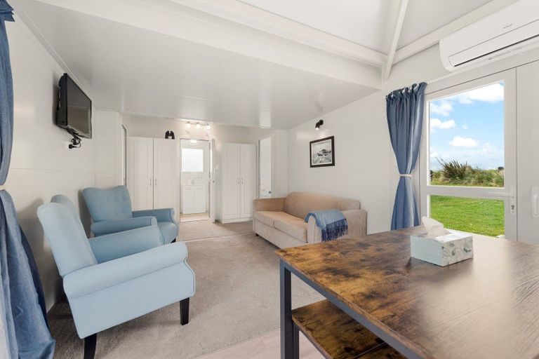 Photo of property in 60 Neva Street, Fortrose, Tokanui, 9875