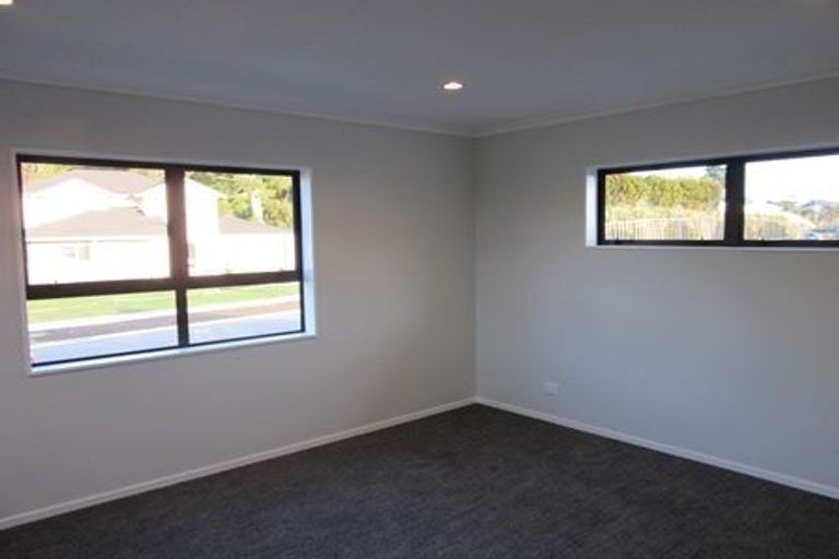 Photo of property in 36 Mackay Drive, Greenhithe, Auckland, 0632