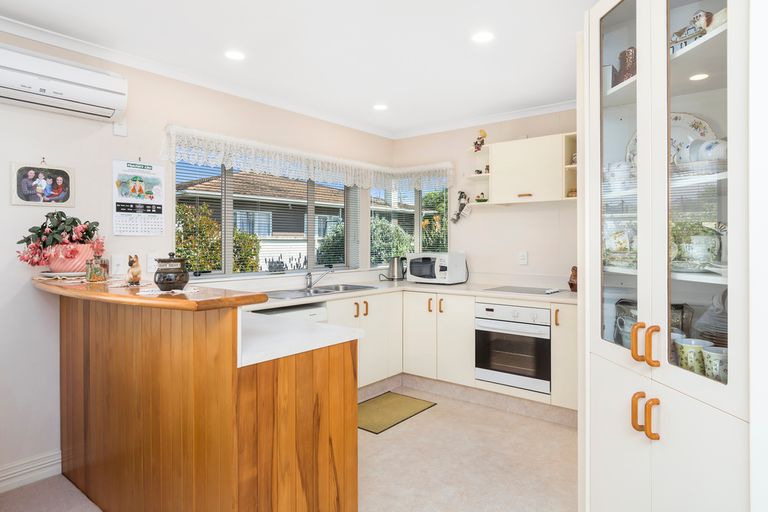 Photo of property in 56b Pemberton Crescent, Greerton, Tauranga, 3112