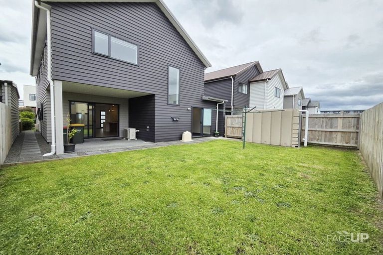 Photo of property in 15 Autumn Blaze Street, Hobsonville, Auckland, 0616