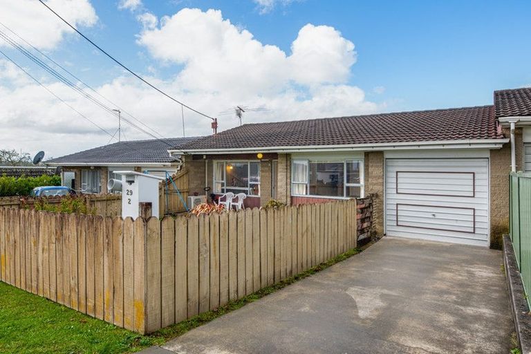 Photo of property in 2/29 Nikau Street, New Lynn, Auckland, 0600