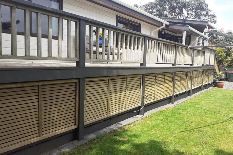 Photo of property in 8 Pararewa Drive, Whalers Gate, New Plymouth, 4310