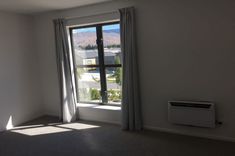 Photo of property in Northlake, 5 Mount Nicholas Avenue, Wanaka, 9305