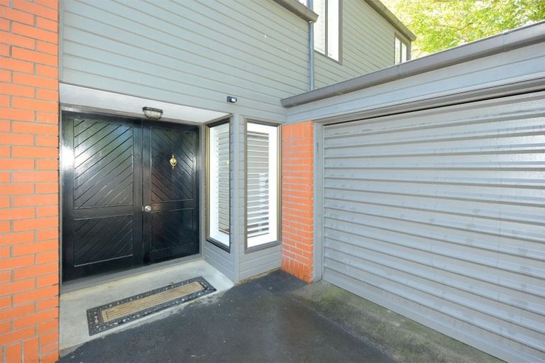 Photo of property in 1/10 Glenburn Place, Avonhead, Christchurch, 8042