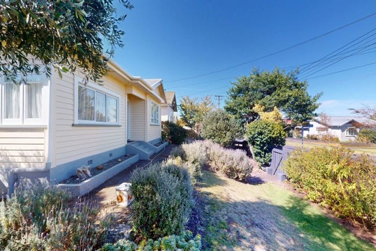Photo of property in 104 Gonville Avenue, Gonville, Whanganui, 4501