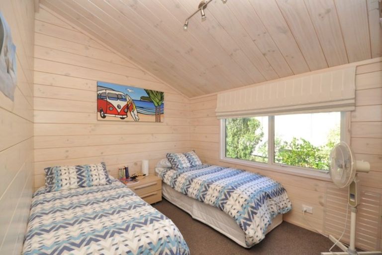 Photo of property in 12 Glen Neaves, Pauanui, Hikuai, 3579