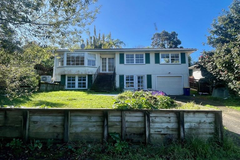 Photo of property in 14 Sovereign Place, Glenfield, Auckland, 0629