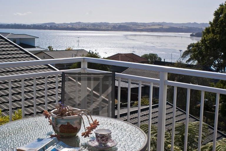 Photo of property in 1/99 Pah Road, Cockle Bay, Auckland, 2014